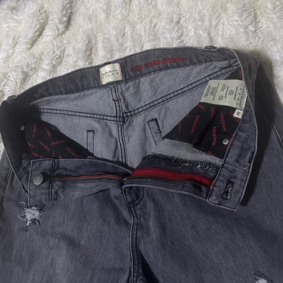 ALICE + OLIVIA Women’s Distressed High Waist Raw Cuffed Boyfriend Jeans - Picture 7 of 16